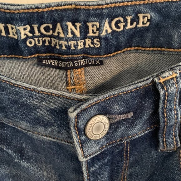 American Eagle Super Hi-Rise Rip Stretch Jegging - Picture 3 of 7